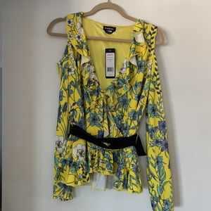 Bebe floral belted cold shoulder top size M, NWT